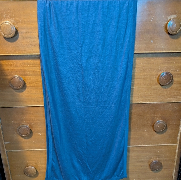 Gap Long Periwinkle Softy Rayon/Lyocell Rectangle Scarf - Picture 7 of 9